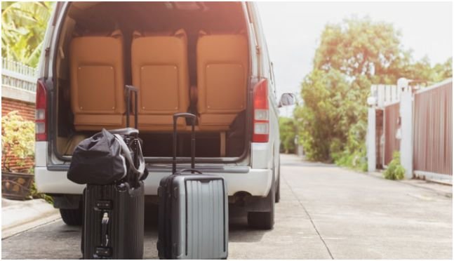 Smart Luggage with Built-In Power