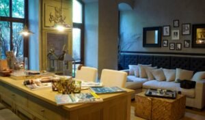 Inside Luxury Homes: Design Ideas That Define High-End Living