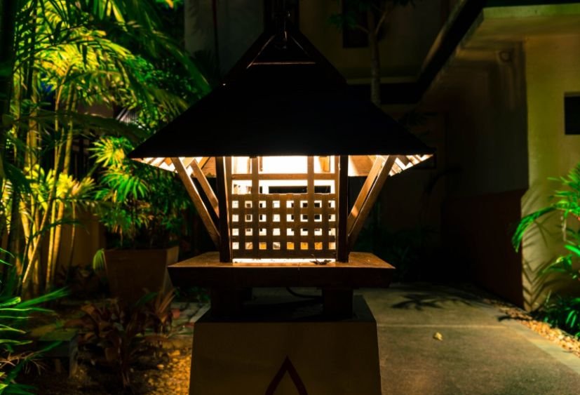 Lighting And Water Features Create The Difference Between Good And Memorable